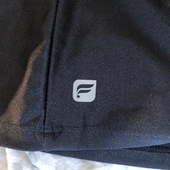 ⭐️2 FOR $20⭐️ Fabletics shiny tank top with mesh detailing size small - Picture 5 of 6